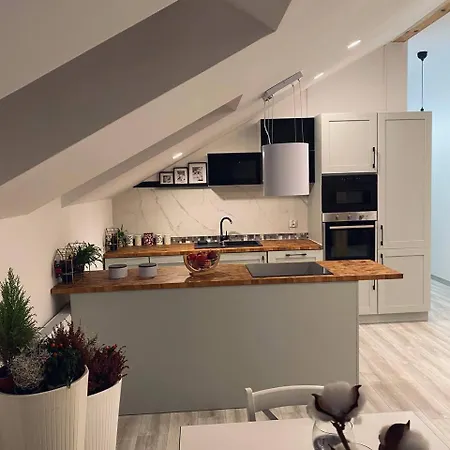 Apartamento 150m2 Truskawkowe Garden, Flowers, Terrace, Barbecue *