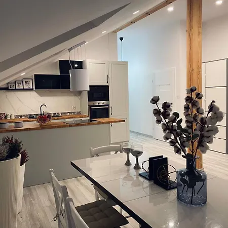 Apartamento 150m2 Truskawkowe Garden, Flowers, Terrace, Barbecue