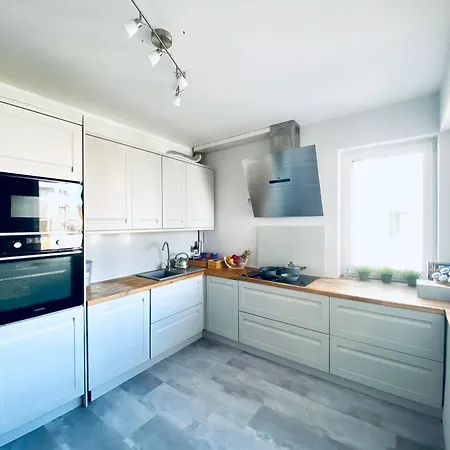 Apartamento 150m2 Truskawkowe Garden, Flowers, Terrace, Barbecue